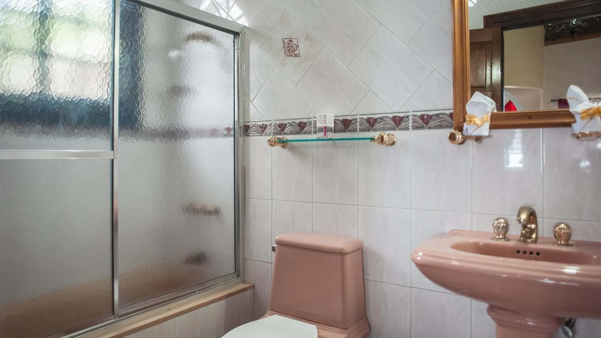 Clarridge View Guesthouse Montego Bay Jamaica