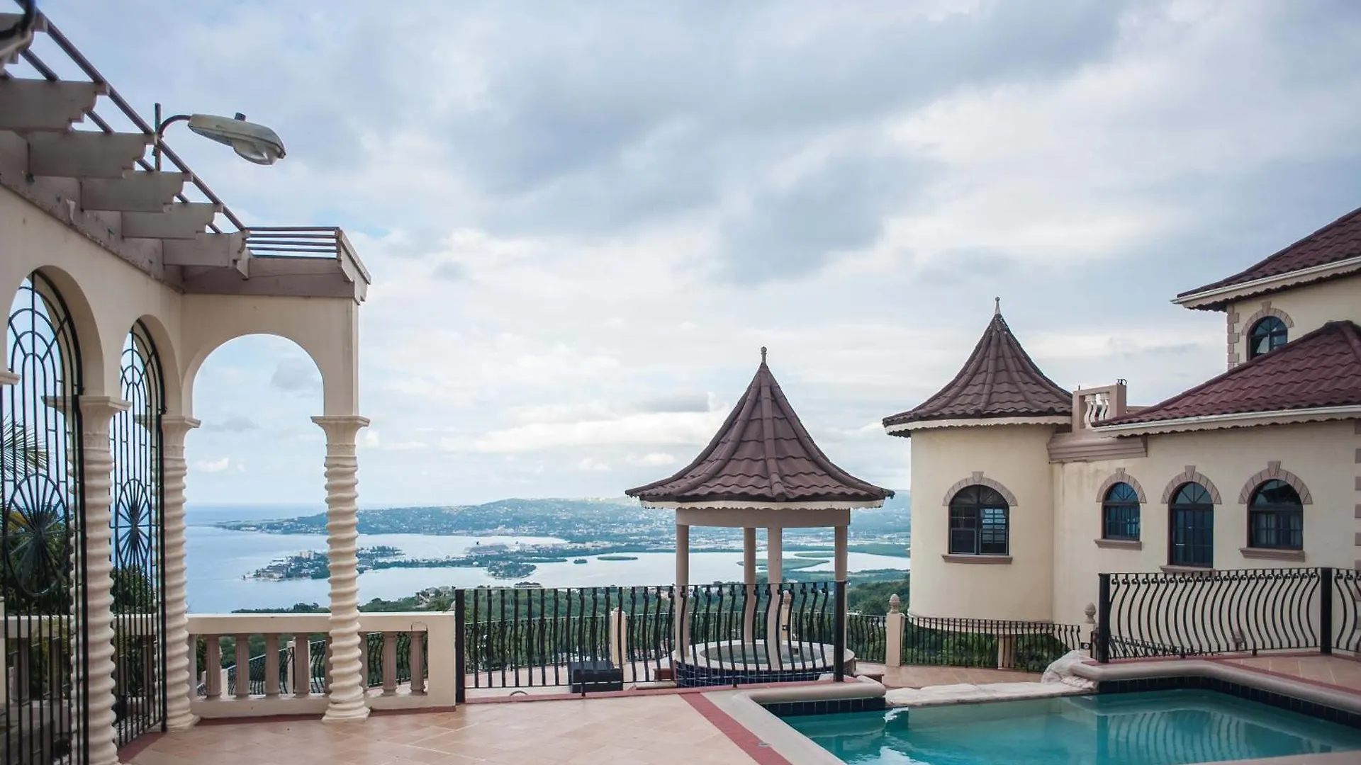 Clarridge View Guesthouse Montego Bay 0*,  Jamaica